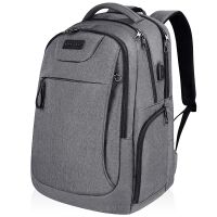 Wodoodporny biznesowy plecak na laptopa 17,3" z wbudowanym portem USB firmy KROSER, K-969 jasno szary